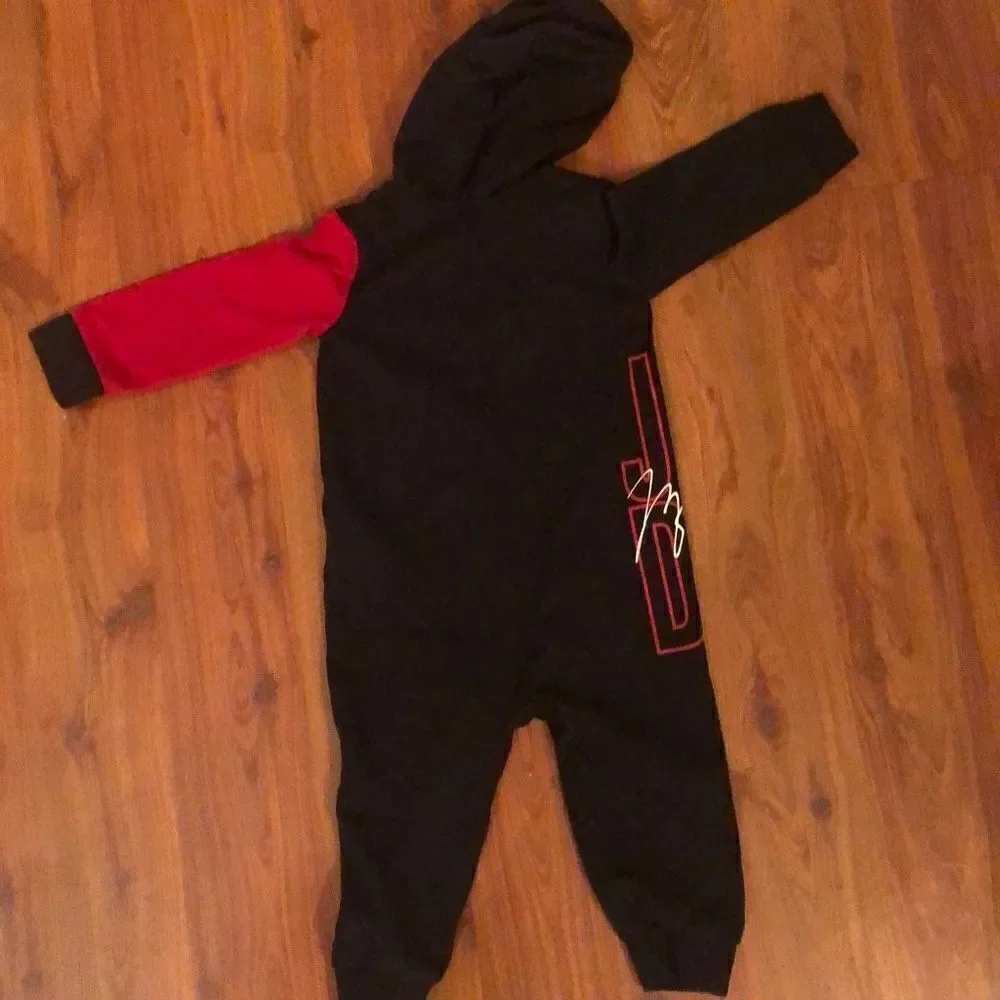 NWOT Michael Jordan black and red onesie hoodie size 12m￼ baby